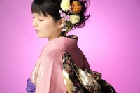 一生記念に残る成人式の前撮り写真の前にはコルギがオススメです。