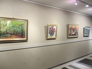 前林交流館パレットの会の絵画展示