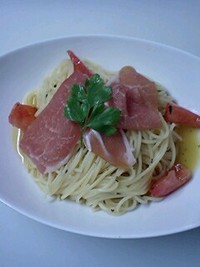 生ハム＆フレッシュトマトの冷製パスタ