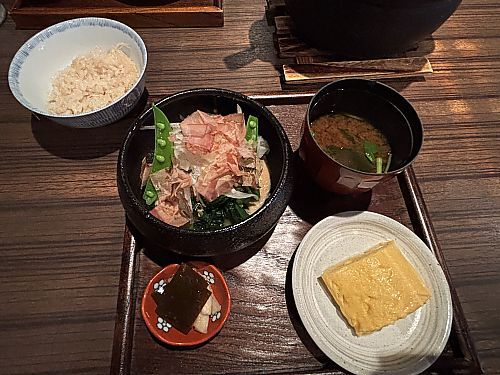 魯菴さんで誕生日祝いランチ♪ プレゼントありがと!! (豊田市) 魯菴さんで誕生日祝いランチ♪ プレゼントありがと!! (豊田市)