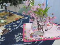 テーブル茶道・2月の茶花とお菓子