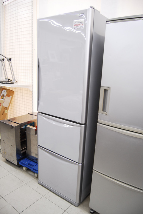 自動製氷付きの日立冷蔵庫 365Lが入荷しました。リサイクルショップエビス 愛知県岡崎市