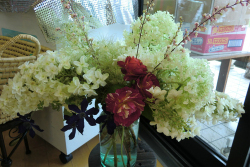 庭の花を店に 庭の花を店に