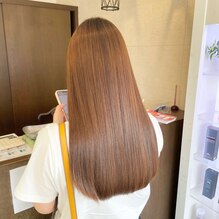 ツヤが欲しい方は【天使の艶カラー】を！