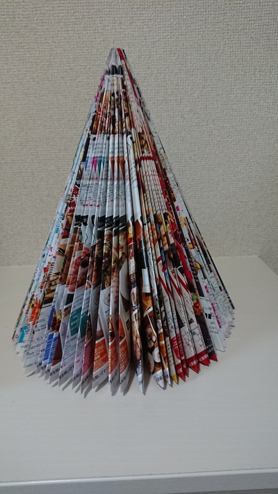 実質０円の手作りクリスマスツリー(#^^#)【末っ子作】