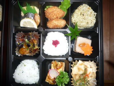 女性に嬉しいお花見弁当！