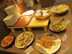 野菜のレストランHOGARAKA 星が丘テラス店