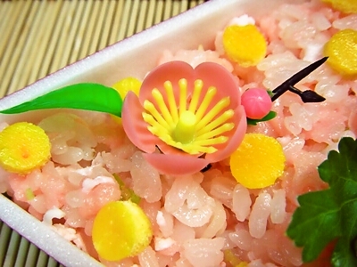 ３月３日　ひな祭り当日の桃色混ぜご飯のお弁当☆