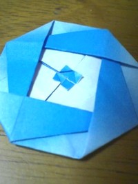 椿の折り紙