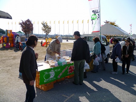 軽トラ市を振り返ります。