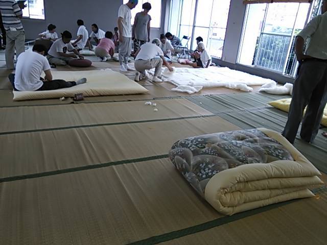 愛知県寝具技能士会、布団作り講習会に行ってきました。