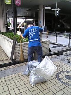 豊田市駅前清掃