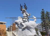徳川四天王像完成　先にお披露目のあった本多忠勝像です　桜橋　岡崎市QURUWAプロジェクト