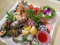今日は楽しい豊田の花火大会♪お供は美味しいオードブル☆ 2015/07/26 12:52:05