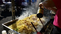 フューネ大謝恩祭にて！無我夢中な美人たち☆ 2015/12/01 18:52:22