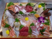 端午の節句のお祝い料理は当店へ！割子・オードブル・舟盛り・鯛塩焼き・お寿司お作りします。豊田市 2017/04/24 17:42:56