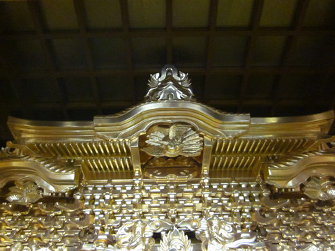 お西の仏壇