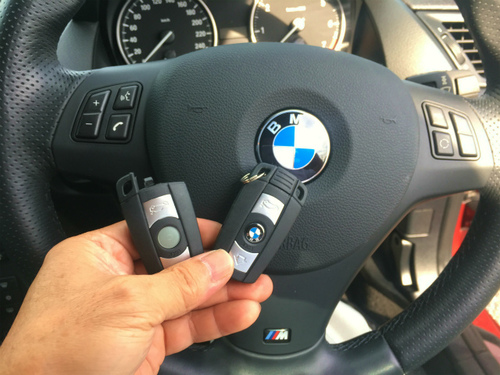 2011 BMW X1 スマートキー 追加登録！ コンフォートアクセス付き車両 