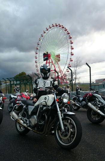 気軽に鈴鹿サーキット走行体験HMS