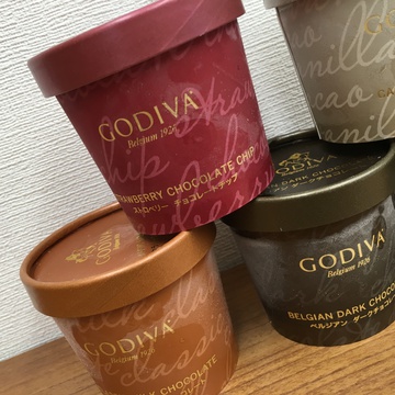 GODIVAのアイスクリーム(*ˊૢᵕˋૢ*)