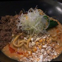 虎玄で汁無し担担麺(*ˊૢᵕˋૢ*) 2016/01/24 18:37:50