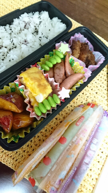 大学芋とエビフリゃぁ～弁当