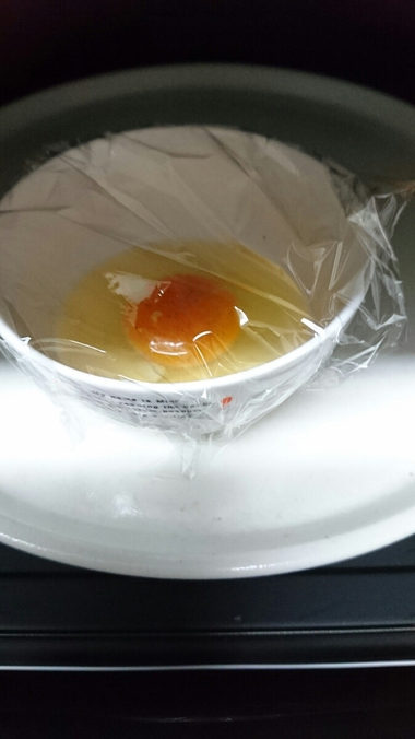 レンジで目玉焼き弁当