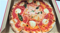 本日２０日はマルゲリータの日でピザが半額～♪(*^^)v【ピッツエリアマリノ　レストラン店舗限定】