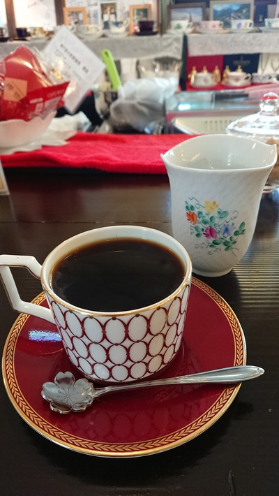 選べるコーヒーカップは大き目のヤツ～♪(#^.^#)【刈谷市　櫻館】