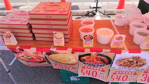 店外販売♡マリノテラス♡でピザのテイクアウト～♪(*▽)【安城里町店】