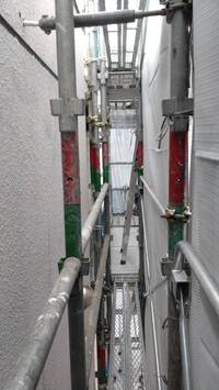 マンション改修工事足場－組立て!!