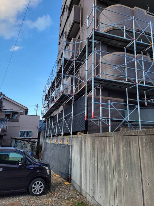 マンション改修工事足場－次世代Iq足場－組立て!!