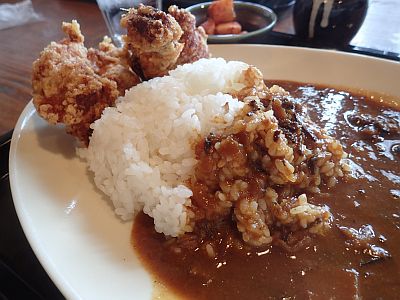 豊田市 すもも唐揚げカレー