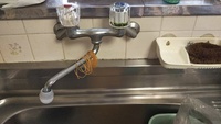 台所と洗面台の水栓器具の取替え