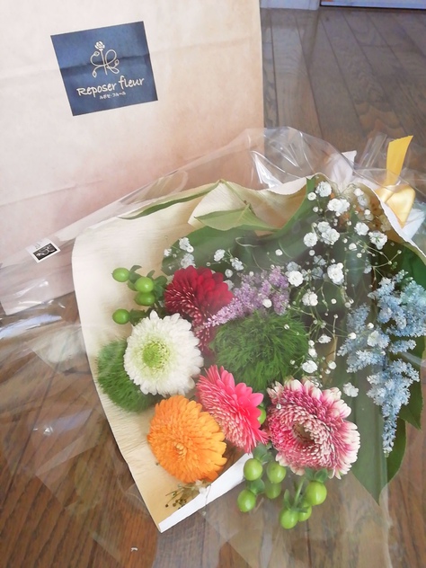 【豊田市花屋】ルポゼ・フルールで花束を買う（イオンスタイル豊田）