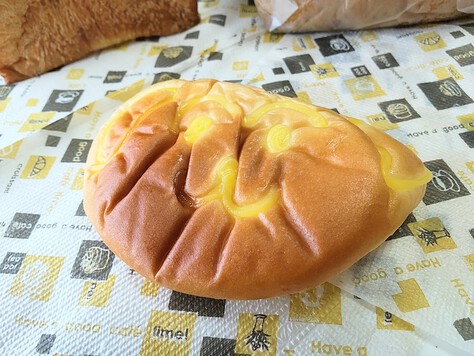 【豊田市パン屋】けやきワークスの「cafe＆berkleyゼルコバ」の食パンがおいしい！