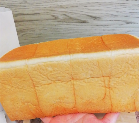 【豊田市パン屋】銀座に志かわの食パンは最高にもちもち！口どけ最高！