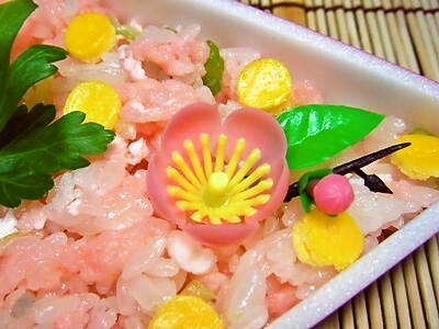 ３月３日　ひな祭り当日の桃色混ぜご飯のお弁当☆