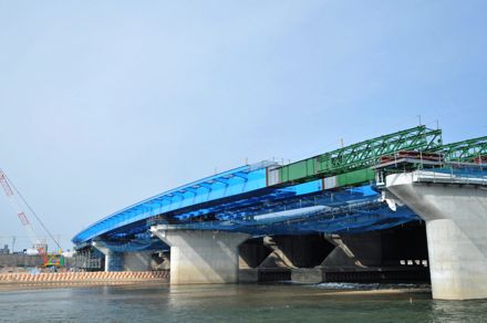 架替工事中の矢作橋