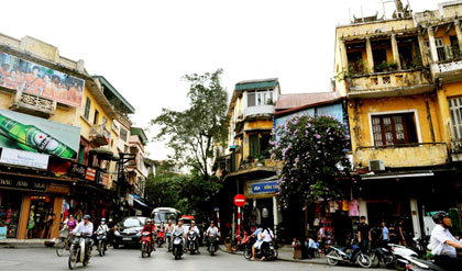 昔ハノイ（ベトナム首都）と今のハノイ