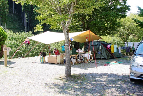 のんびりキャンプ。和良川公園オートキャンプ場。