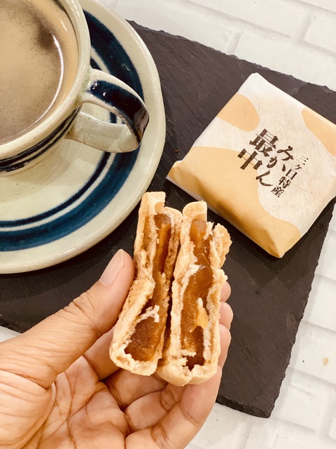 みかん最中でコーヒーブレイク☕ みかん最中でコーヒーブレイク☕