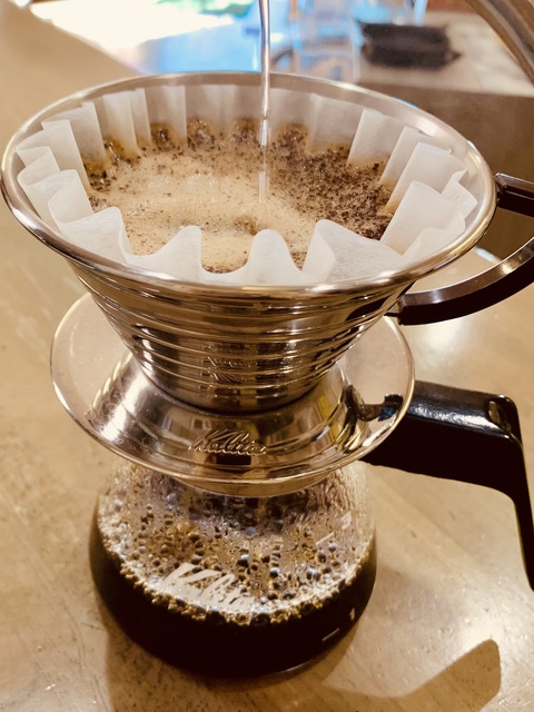 パイナップルケーキでコーヒーブレイク☕ パイナップルケーキでコーヒーブレイク☕