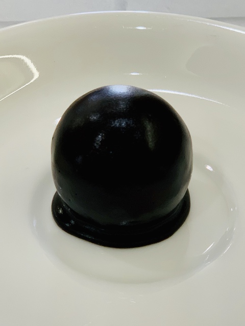 甲斐銘菓「くろ玉」でコーヒーブレイク☕ 甲斐銘菓「くろ玉」でコーヒーブレイク☕