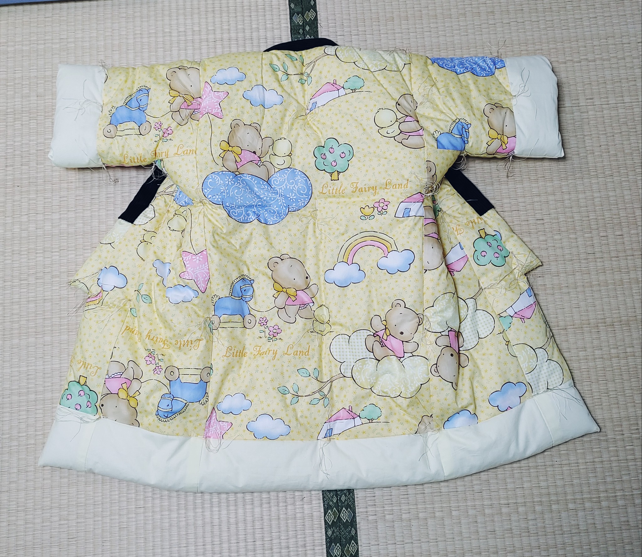 赤ちゃんの夜着（かいまき布団）をお作りしました。